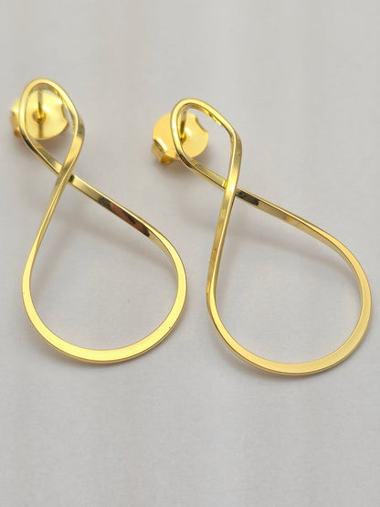 Brinco Infinito Dourado
