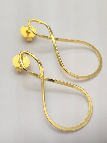 Brinco Infinito Dourado