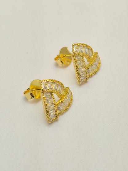 Brinco Triangular Cravejado Dourado