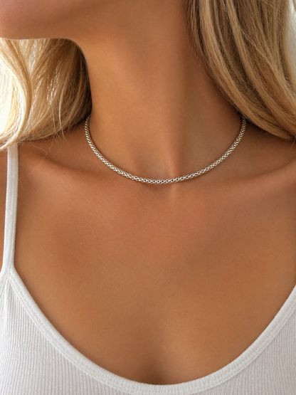 Colar Choker Bolinhas Banhado