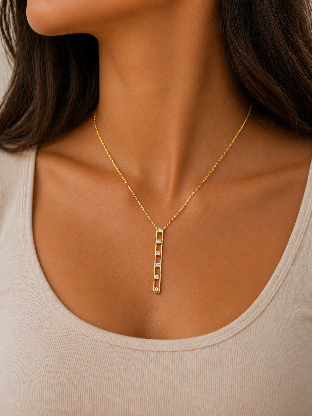Colar Barra Vertical Zircônias Banhado a Ouro