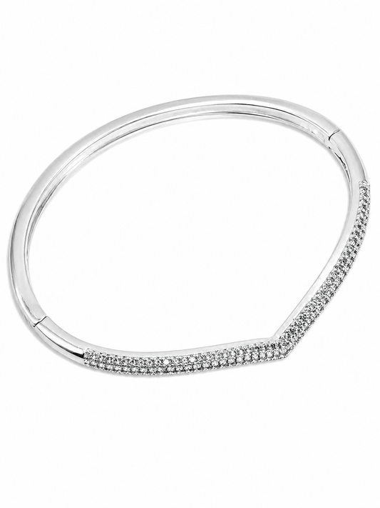 Bracelete Rígido Prateado Frente V Cravejado